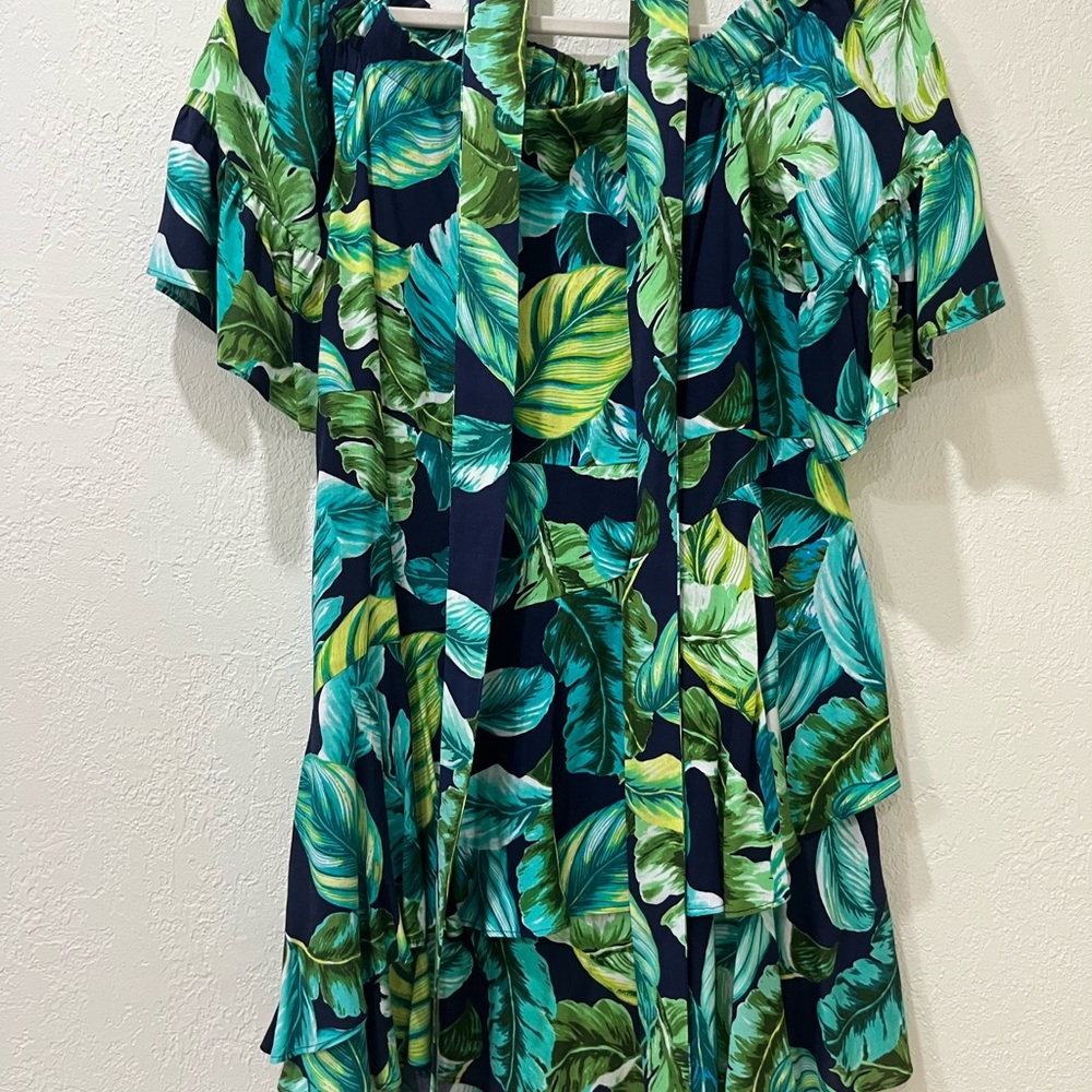 Beautiful palm print mini dress with ruffles